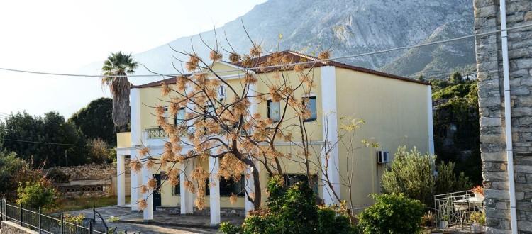 Peskesi Ikaria Apartment Agios Kirykos  Bagian luar foto