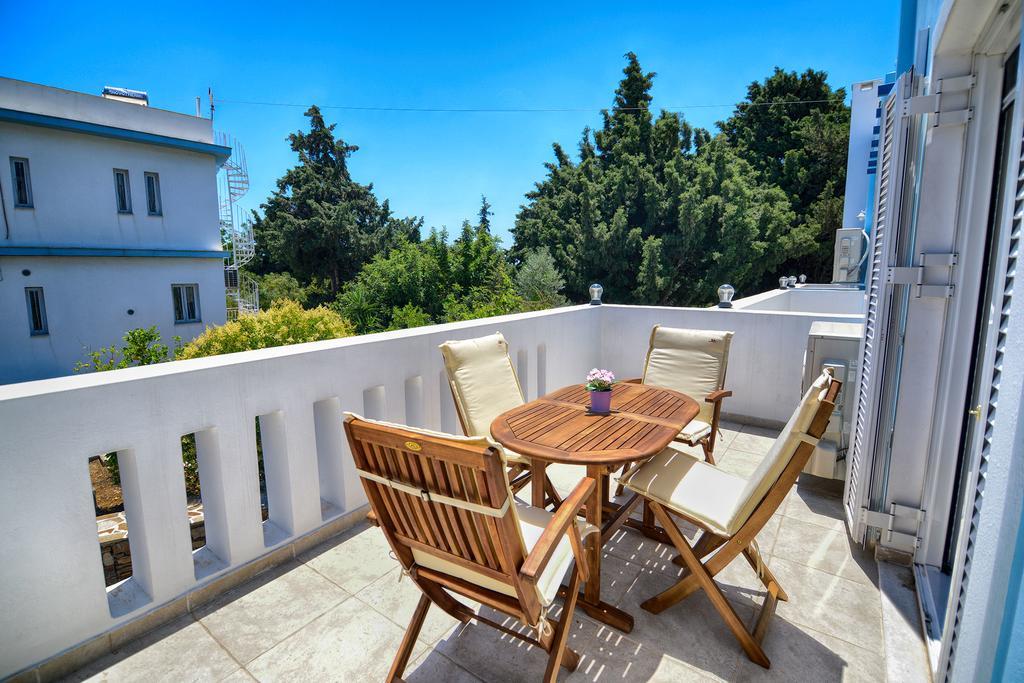 Peskesi Ikaria Apartment Agios Kirykos  Bagian luar foto