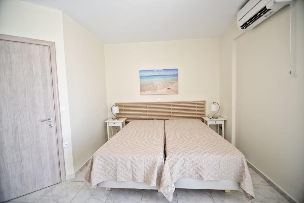 Peskesi Ikaria Apartment Agios Kirykos  Bagian luar foto