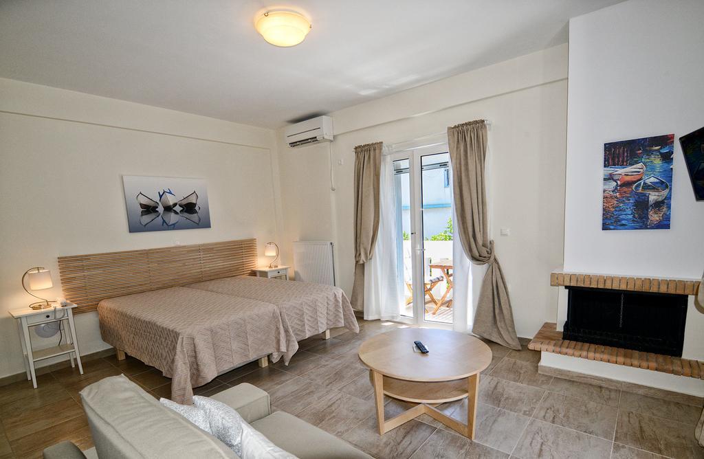 Peskesi Ikaria Apartment Agios Kirykos  Bagian luar foto