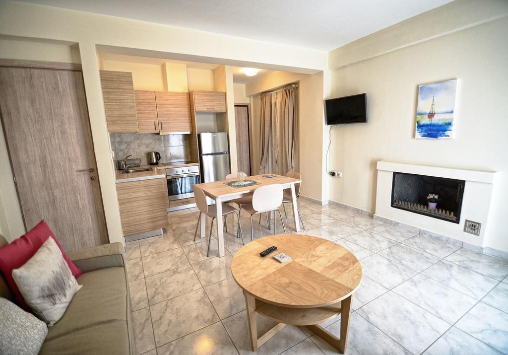 Peskesi Ikaria Apartment Agios Kirykos  Bagian luar foto